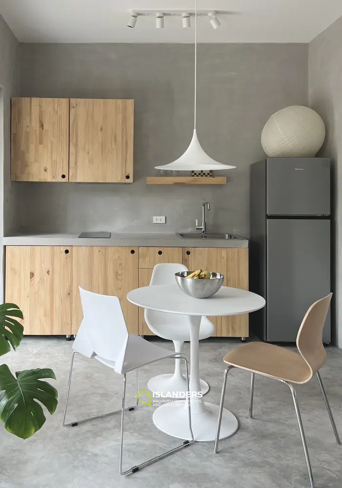 Brand new architect-designed Villa facing rubber forest