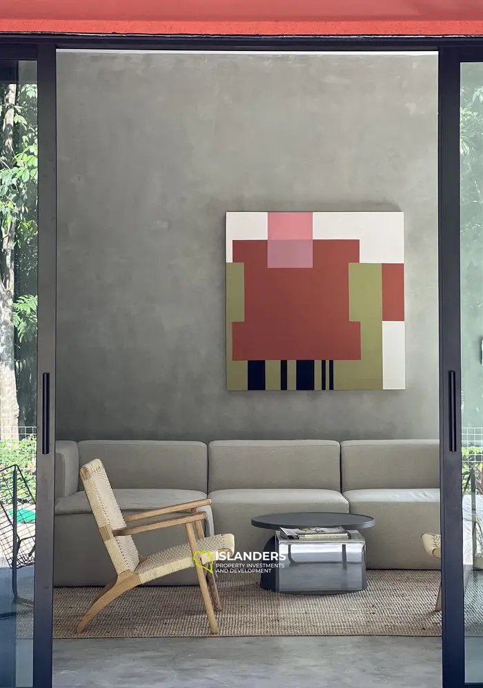 Brand new architect-designed Villa facing rubber forest