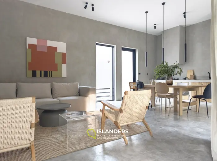 Brand new architect-designed Villa facing rubber forest