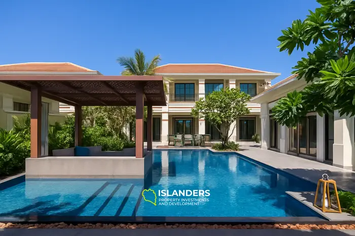 44 Fusion Villas Fase 2 en Da Nang, situado en una ubicación privilegiada que se extiende 300m a lo largo de la playa My Khe - Contacta a Hương al 0903407925.