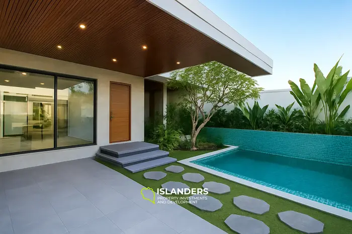 Venta de hermosa nueva villa de 3 pisos con piscina, calle 7m5, área urbana Nam Viet A, 182m2 - 4 dormitorios