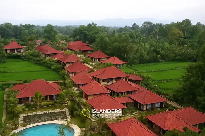 LIMITÉ ! VILLA SULTAN À VENDRE À BALI, ENTIEREMENT MEUBLÉE