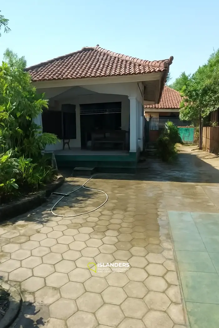 المنزل بالقرب من شارع أيرلانغا