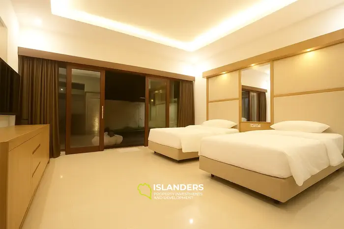 Maison de luxe modèle villa dans la ville de Mataram