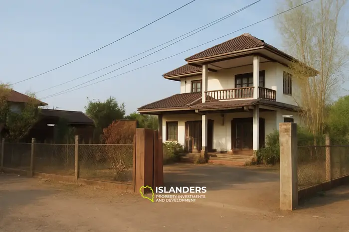 Вилла на берегу моря продается недалеко от Монтонг.