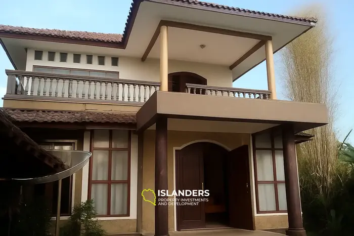 Вилла на берегу моря продается недалеко от Монтонг.