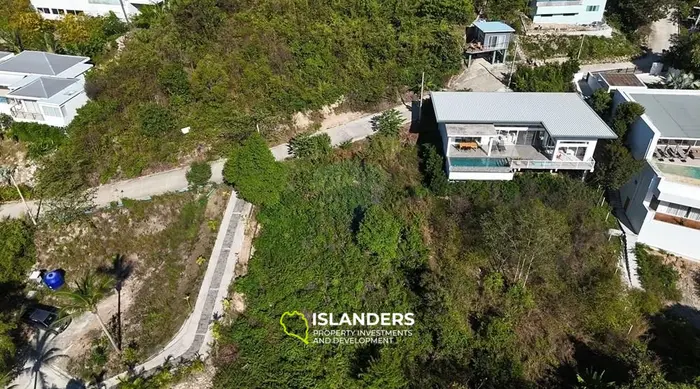 STUNNING SEAVIEW LAND 