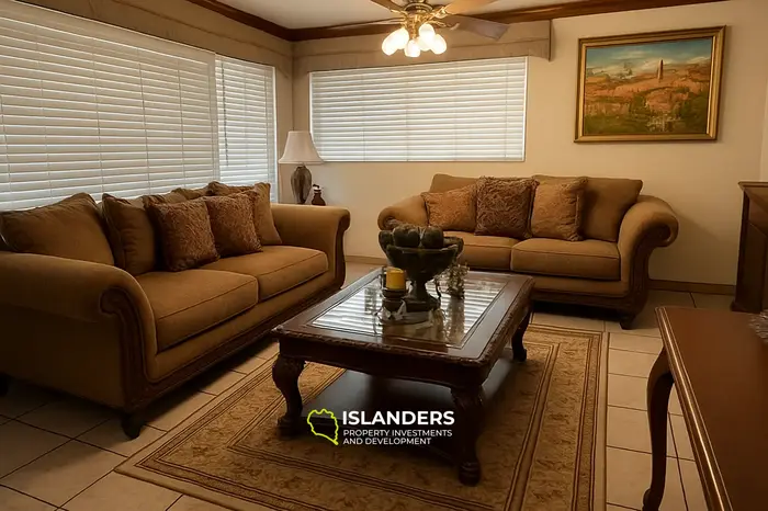 5 Bedrooms · 4 Bathrooms · 229 m² · House