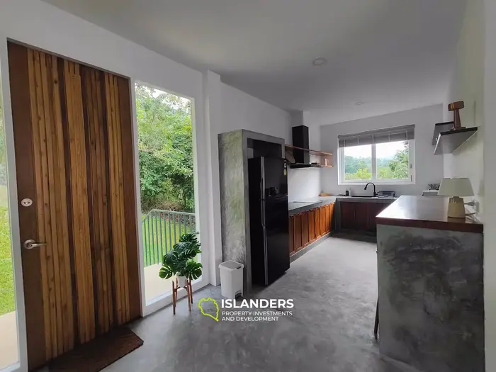 Stylish 2-Bedroom Pool Villa with Rooftop Sea View 