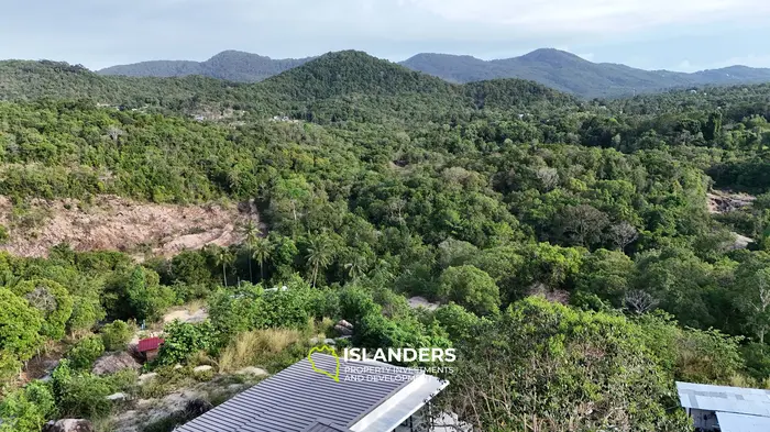 Parcelas con vistas a la montaña y al mar