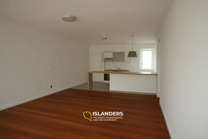 3 Chambres · 3 Salles de bain · 169 m² · Appartement