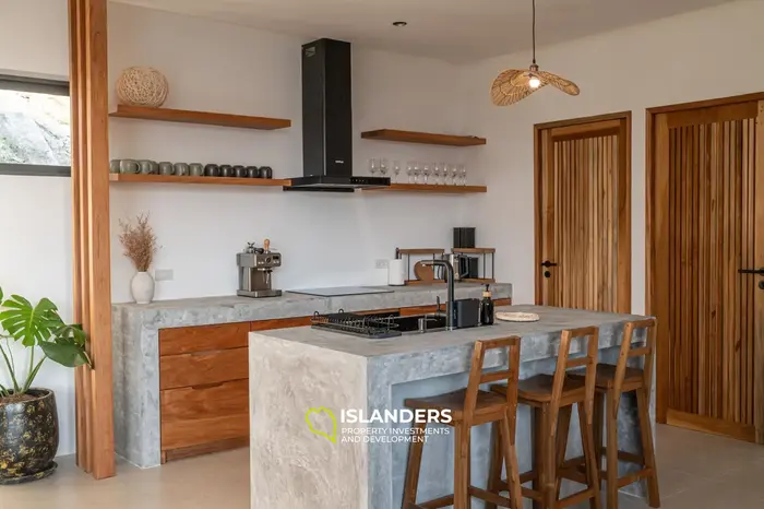 A Peaceful Villa in Koh Phangan's Hills