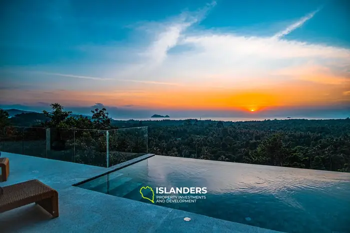 Exclusive 4-Bedroom Sea View Villa