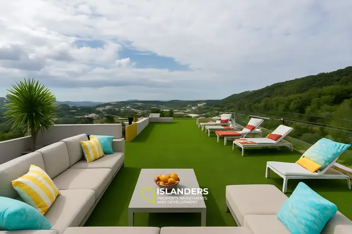 Исключительная вилла с 5 спальнями и видом на море в Кате