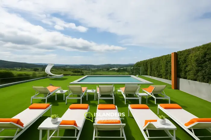 Außergewöhnliche 5-Zimmer-Villa mit Meerblick in Kata