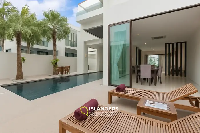 Резиденция с бассейном Регент