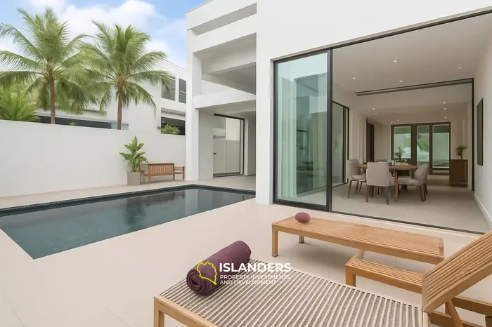 Резиденция с бассейном Регент