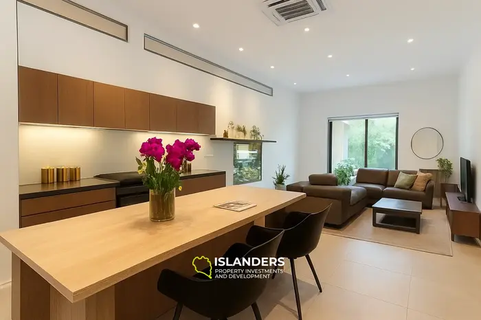 Коко Камала