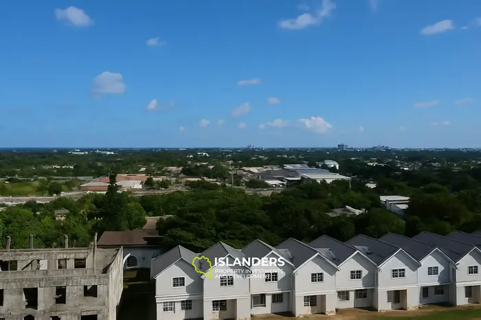 20 Bedrooms · 10 Bathrooms · 6070.28 m² · Apartment