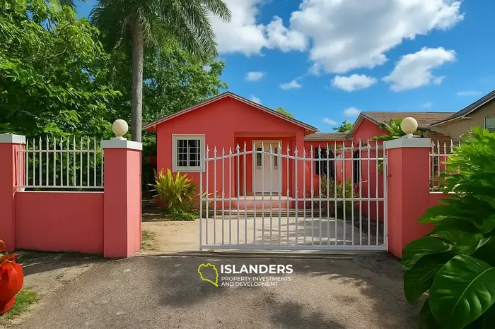 7 Bedrooms · 5 Bathrooms · 214.33 m² · Apartment