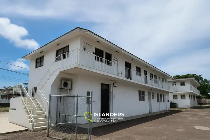 17 Bedrooms · 17 Bathrooms · 575.16 m² · Apartment