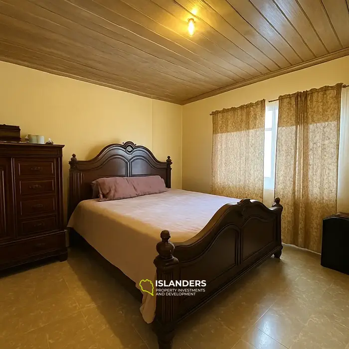 5 Habitaciones · 3 Baños · 167.23 m² · Apartamento