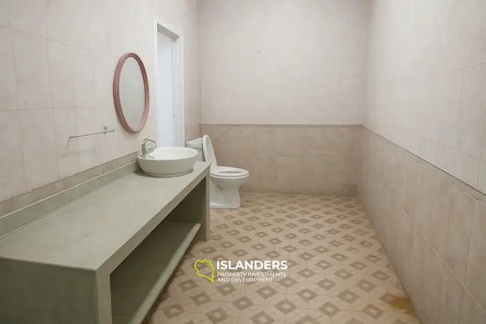 Дом в комплексе Akasia рядом с Jalan Bung Hatta