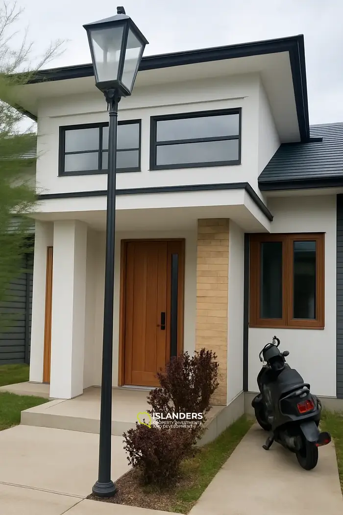 Casa en el complejo elite de Graha Majapahit Mataram