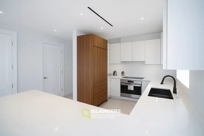 1 Bedrooms · 1 Bathrooms · 131.64 m² · Apartment