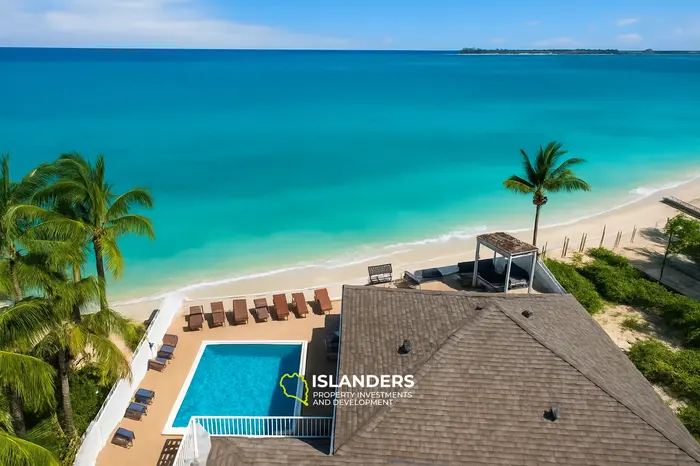 12 Bedrooms · 12 Bathrooms · 603.87 m² · Apartment