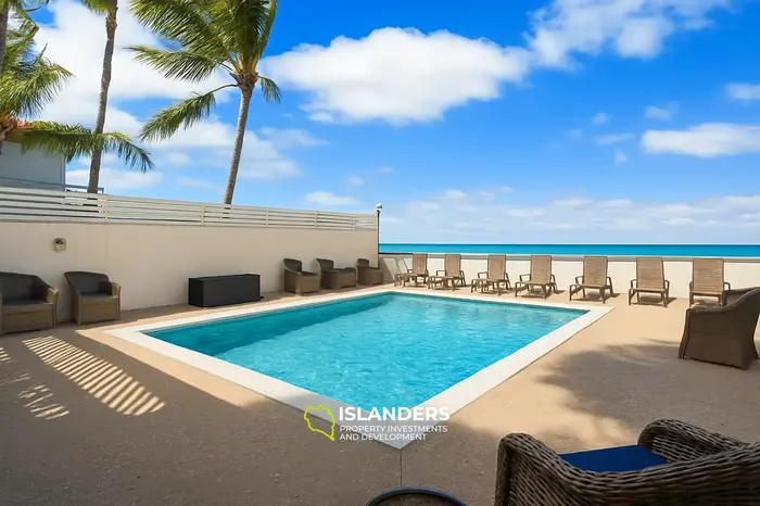 12 Bedrooms · 12 Bathrooms · 603.87 m² · Apartment