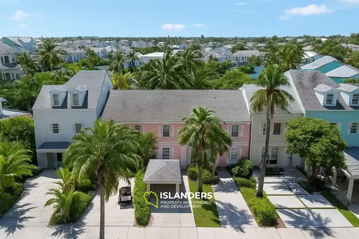 2 Bedrooms · 152 m² · Apartment