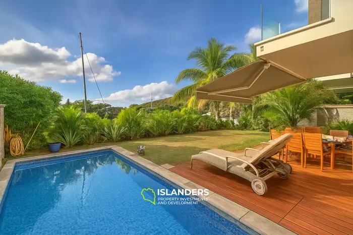 3 Bedrooms · 3 Bathrooms · 190 m² · Apartment