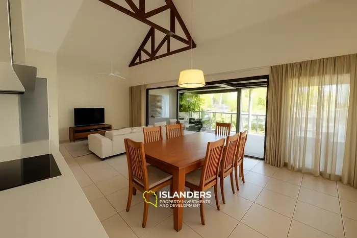 3 Bedrooms · 3 Bathrooms · 130 m² · Apartment