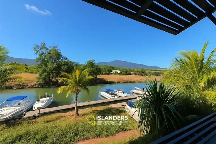 3 Bedrooms · 3 Bathrooms · 130 m² · Apartment