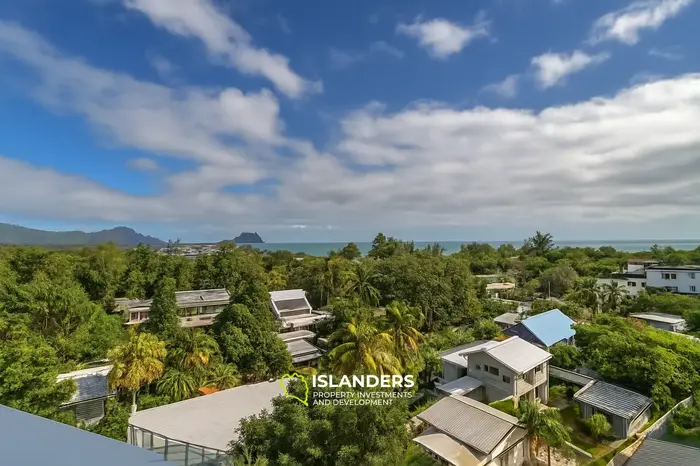 3 Bedrooms · 2 Bathrooms · 142 m² · Apartment