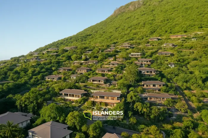 4 Bedrooms · 340 m² · House