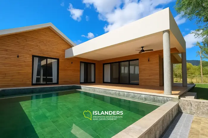 3 Bedrooms · 325 m² · House
