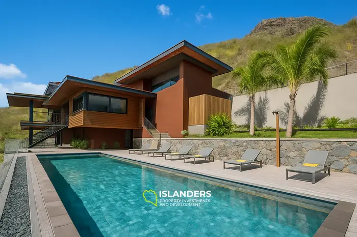 5 Bedrooms · 670 m² · House
