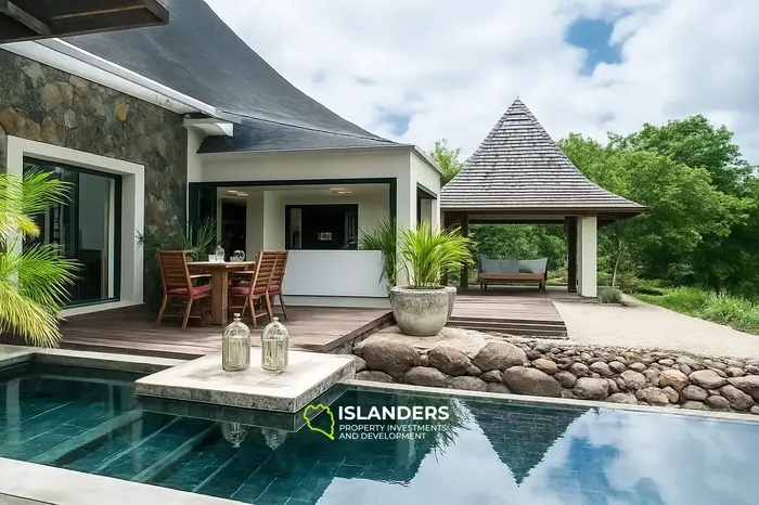 5 Bedrooms · 4 Bathrooms · 597 m² · House