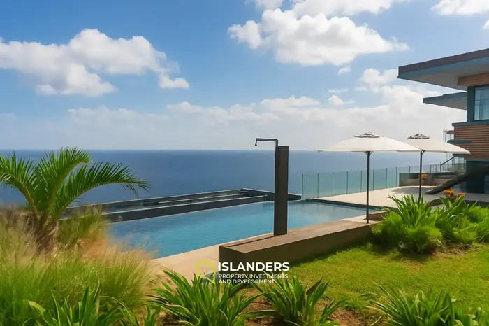 5 Chambres · 330 m² · Maison