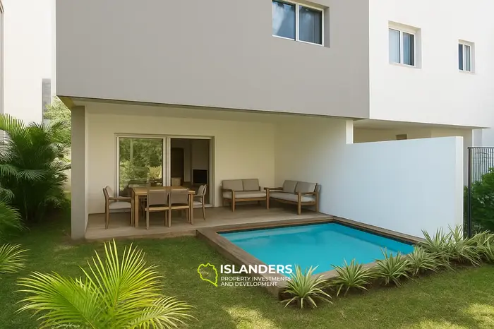 3 Chambres · 3 Salles de bain · 140 m² · Maison