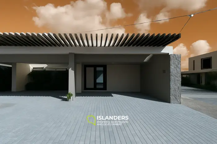 3 Bedrooms · 3 Bathrooms · 244 m² · Townhouse
