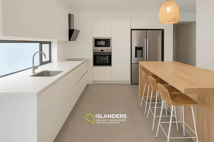 3 Chambres · 1 Salles de bain · 250 m² · Appartement