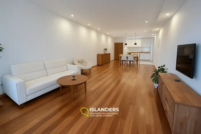 3 Chambres · 2 Salles de bain · 172 m² · Appartement