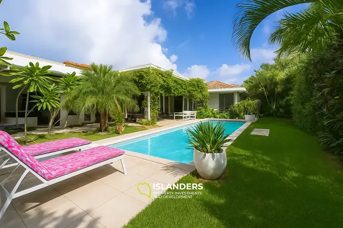 4 Chambres · 321 m² · Maison