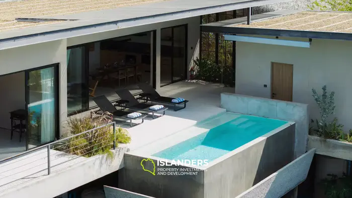 New 3 Bedroom Pool Villa With Sea View