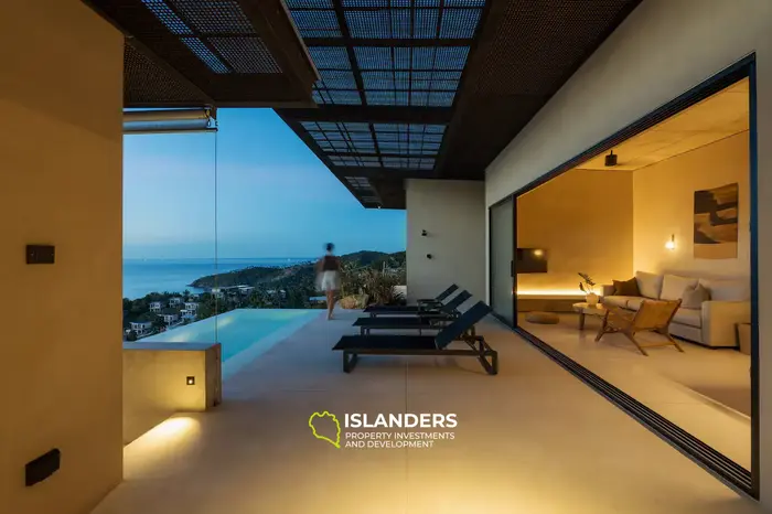 New 3 Bedroom Pool Villa With Sea View