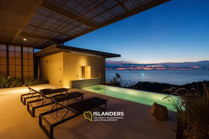 New 3 Bedroom Pool Villa With Sea View