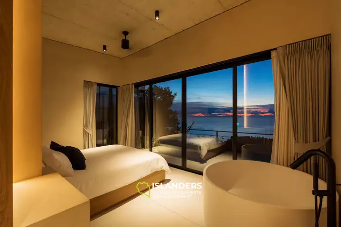 New 3 Bedroom Pool Villa With Sea View